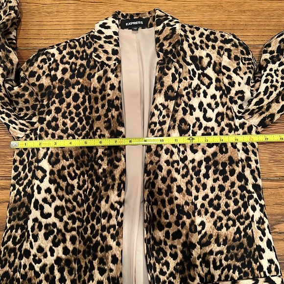 Express Cheetah Blazer - Picture 7 of 7